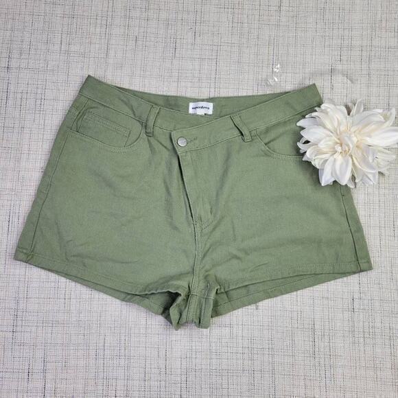 Superdown‎ Rylan Asymmetrical Green Cotton Denim Shorts Size Large - Picture 1 of 7